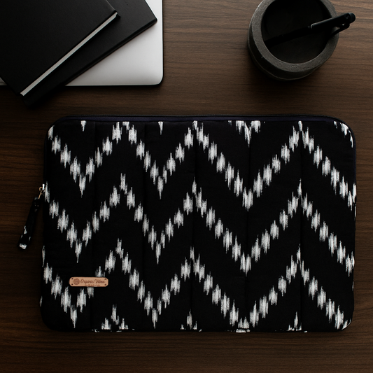 Organic_Vibes_Ikat_Black_white_Fabric_Laptop_Sleeves_for_13_Inches_Laptop