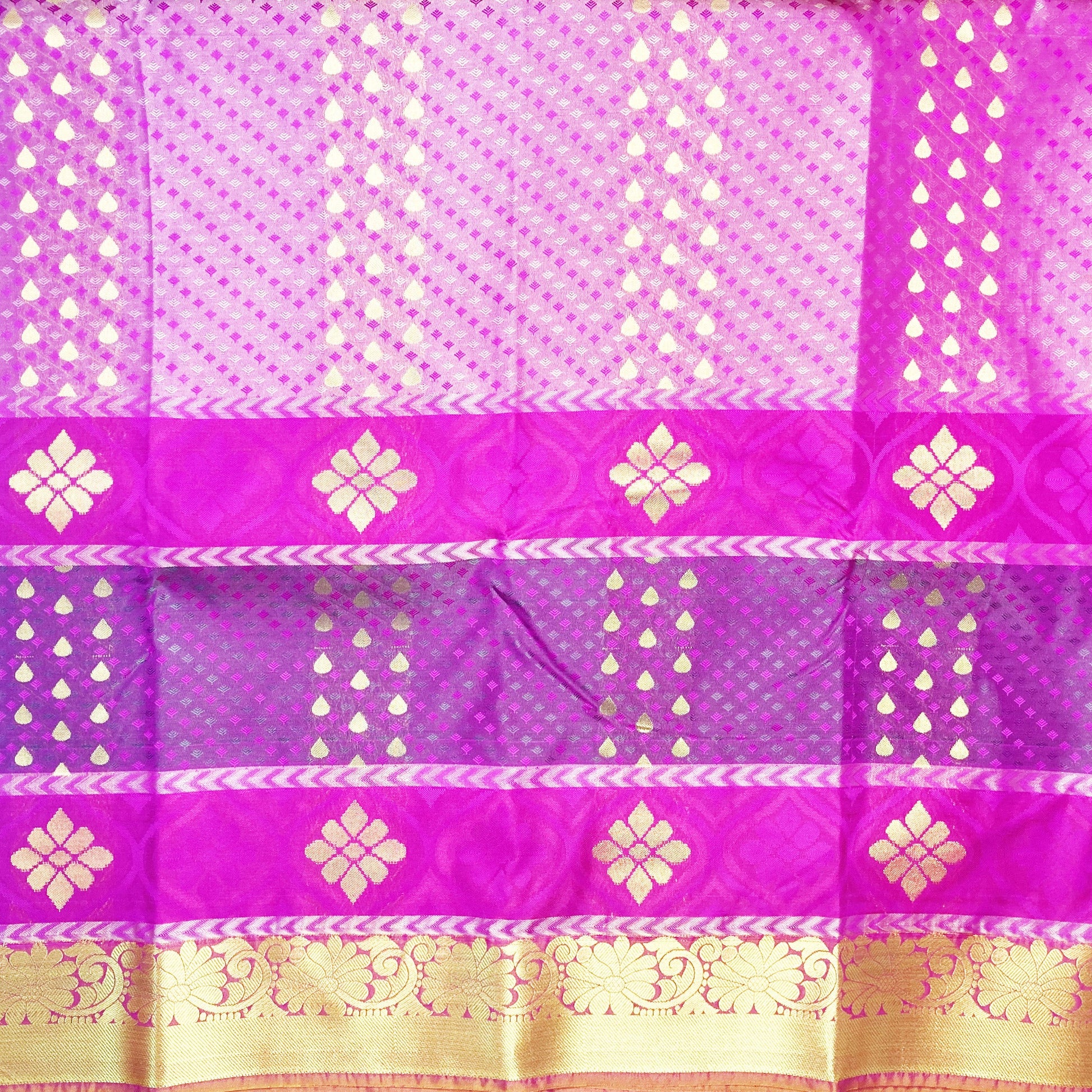 Organic Vibes Magenta Pink Pure Handloom Raw Silk Kanjivaram Gold Saree for women